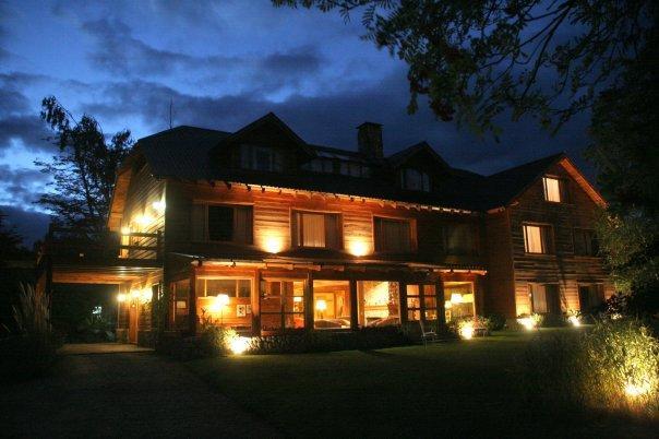 Hosteria El Establo Вілья-Ла-Ангостура Екстер'єр фото